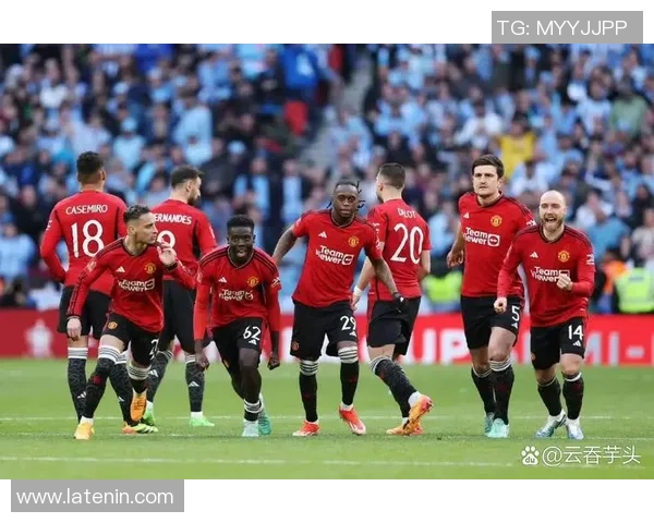 意甲激战：曼联在点球大战中险胜马竞全场沸腾数据分析揭示精彩瞬间