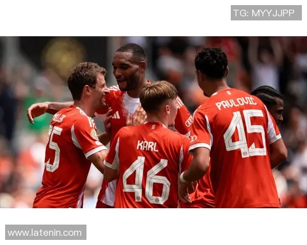 足总杯精彩对决拜仁狂胜曼联四球引发全场热议