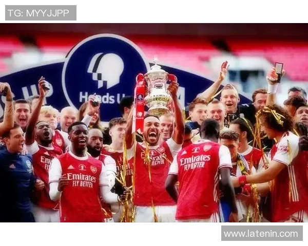 阿森纳狂胜切尔西五球大捷足总杯赛后点评引发热议 阿森纳狂胜切尔西五球大捷足总杯赛后点评引发热议