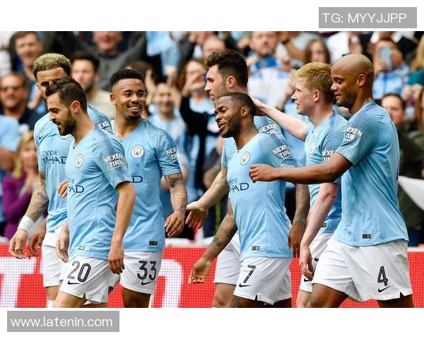 曼联友谊赛大胜曼城四球横扫全场引发热烈讨论与焦点分析