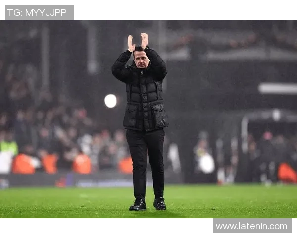 英超激战莱比锡与热刺战平争议判罚引发全场热议