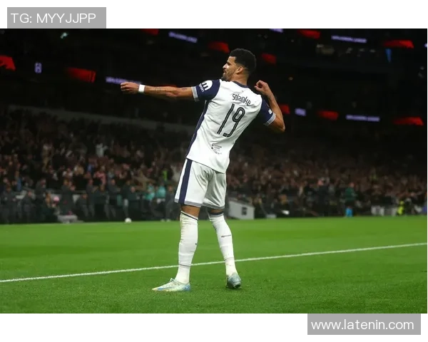 欧联杯激战平局莱比锡与热刺互交白卷神扑时刻引发全场热议 欧联杯激战平局莱比锡与热刺互交白卷神扑时刻引发全场热议