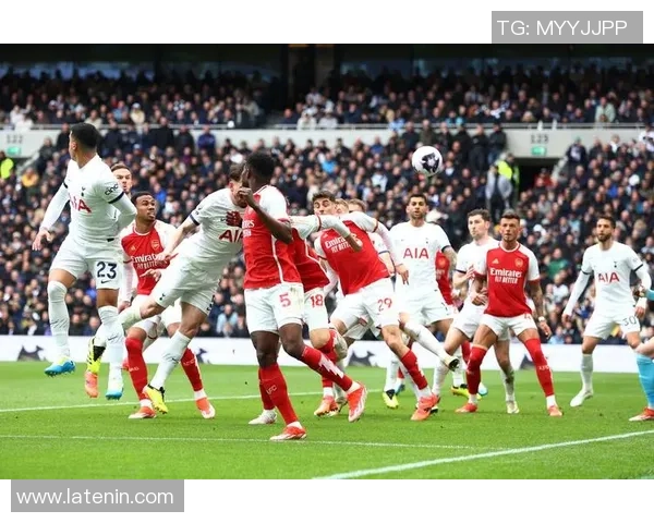 欧联杯焦点战利物浦与曼城激战成和乌龙球引发全场热议