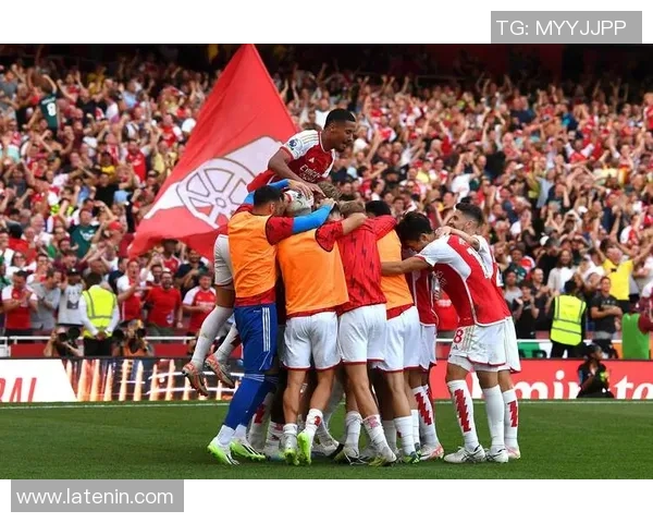 足总杯激战利物浦与阿森纳平局红牌争议引发全场热议 足总杯激战利物浦与阿森纳平局红牌争议引发全场热议