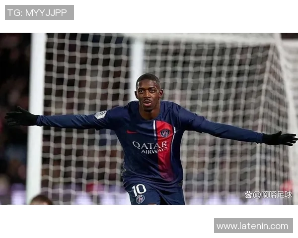 西甲精彩对决巴黎圣日耳曼大胜曼联战术解析与绝杀瞬间回顾 西甲精彩对决巴黎圣日耳曼大胜曼联战术解析与绝杀瞬间回顾